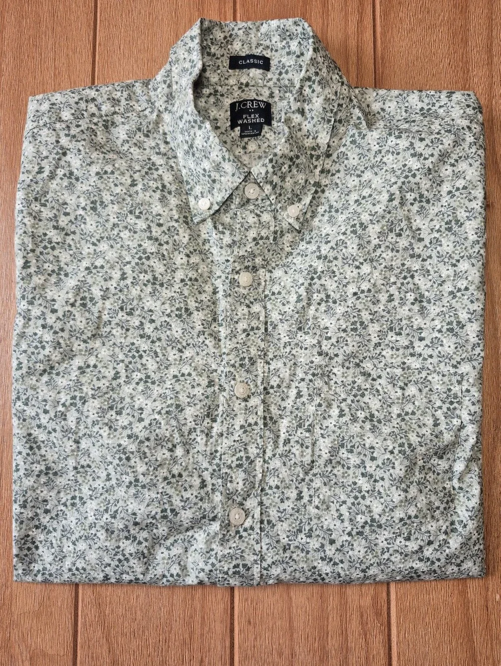 J. Crew Flex Washed Ditsy Floral Print Button Down Shirt - Size Large